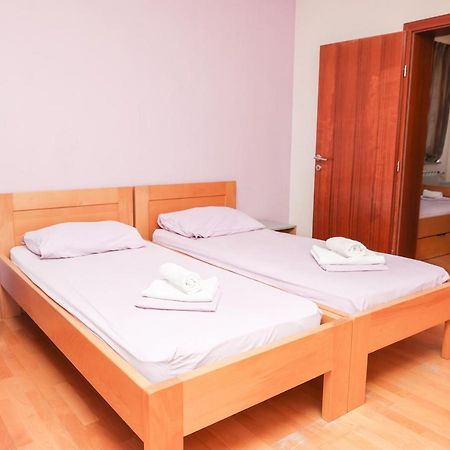 Hi Hostel زادار المظهر الخارجي الصورة