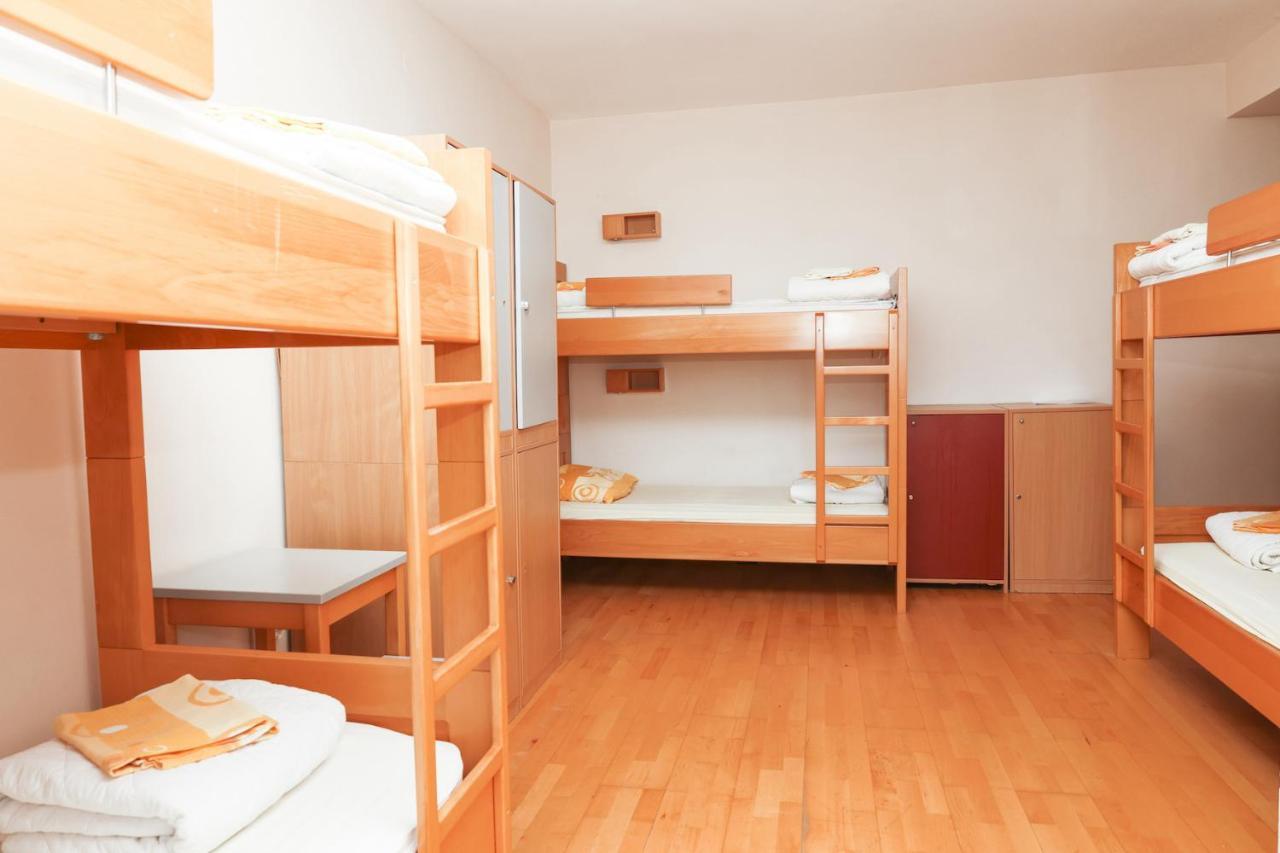 Hi Hostel زادار المظهر الخارجي الصورة