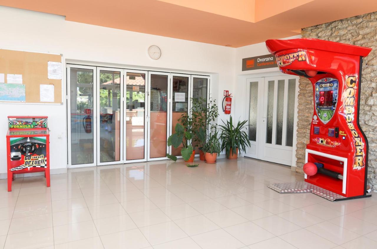 Hi Hostel زادار المظهر الخارجي الصورة