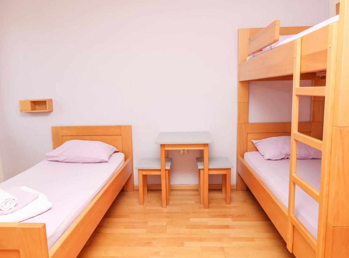 Hi Hostel زادار المظهر الخارجي الصورة