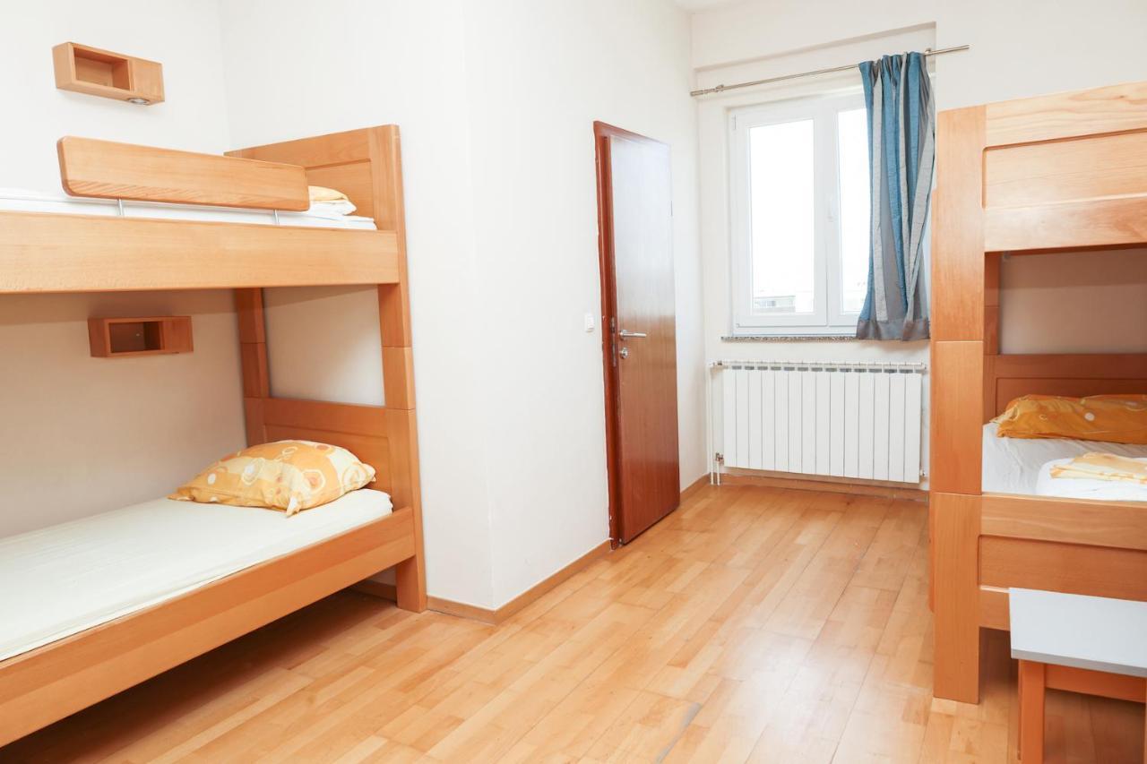 Hi Hostel زادار المظهر الخارجي الصورة