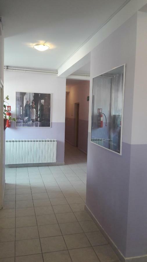 Hi Hostel زادار المظهر الخارجي الصورة